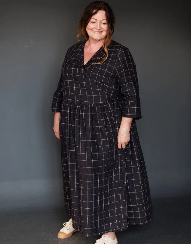 The Etta Wrap Dress, Merchant and Mills Sewing Pattern UK20-28